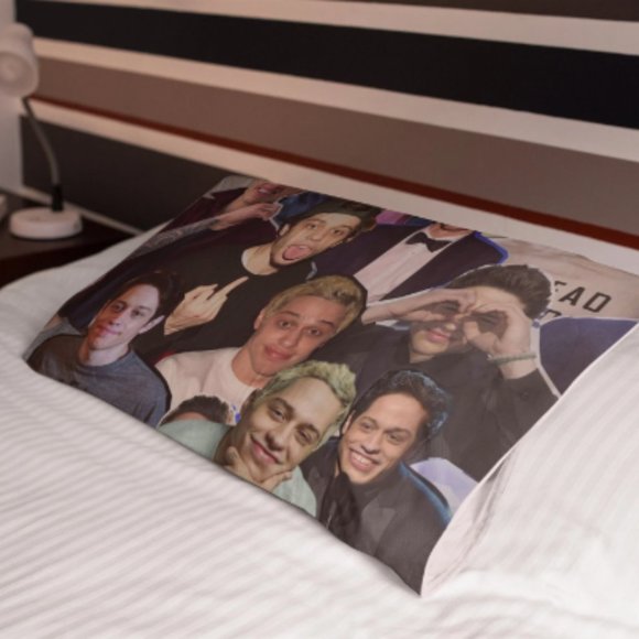 Brad Pitt Pillowcase - Brad Pitt Bedroom Pillowcase - Picture 1 of 1